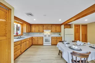 2 Candlewood Ln, Yarmouth, MA 02673 - Photo 11