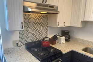 495 Commercial St, Provincetown, MA 02657 - Photo 17