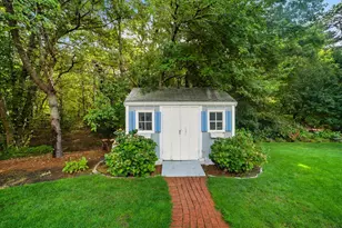 139 Falling Leaf Ln, Barnstable, MA 02655 - Photo 9