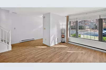 195 Falmouth Road #APT 10E, Mashpee, MA 02649 - Photo 5