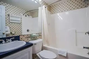 241 Grand Ave, Falmouth, MA 02540 - Photo 13