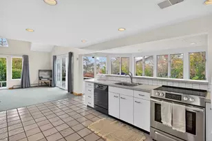 15 Hedge Ln, Falmouth, MA 02540 - Photo 17