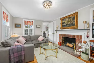 129 Hamlin Avenue, Falmouth, MA 02540 - Photo 5