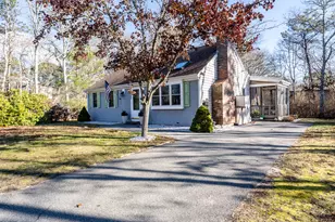 522 Lincoln Rd Ext, Barnstable, MA 02601 - Photo 1