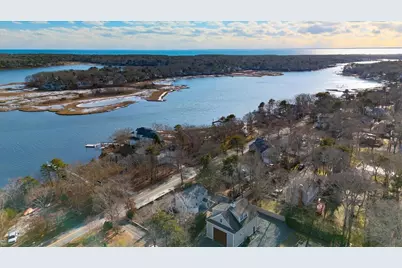 197 Monomoscoy Road, Mashpee, MA 02649 - Photo 11
