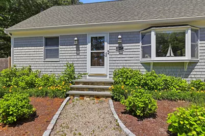 197 Monomoscoy Road, Mashpee, MA 02649 - Photo 17
