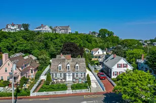 54 Commercial St, Provincetown, MA 02657 - Photo 25