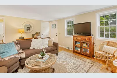 25 Embassy Street, Yarmouth, MA 02675 - Photo 5