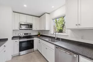 14 Harold St, Harwich, MA 02646 - Photo 9