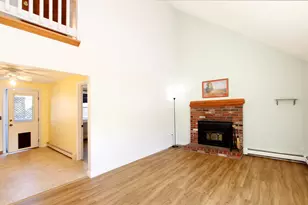 29 Wenonah Rd, Buzzards Bay, MA 02532 - Photo 9