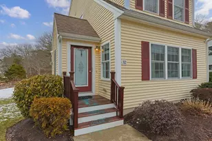 32 Carleton St, Wareham, MA 02558 - Photo 3