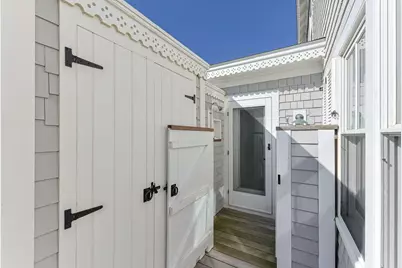 613 Commercial Street, Provincetown, MA 02657 - Photo 17