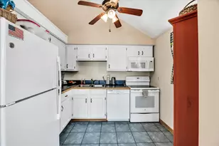 48-50 Camp St, Yarmouth, MA 02673 - Photo 3