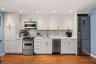 147 Commercial St, Provincetown, MA 02657 - Photo 15