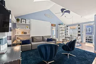 147 Commercial St, Provincetown, MA 02657 - Photo 11