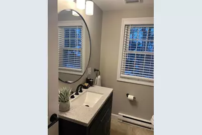 135 W Main Street #APT 26, Barnstable, MA 02601 - Photo 9