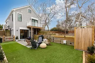 286 Bradford St, Provincetown, MA 02657 - Photo 1