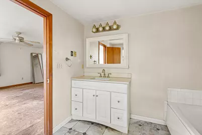 195 Falmouth Road #APT 19F, Mashpee, MA 02649 - Photo 23