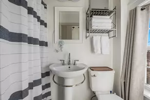 26 Winslow St, Provincetown, MA 02657 - Photo 31