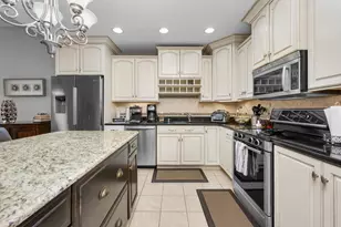 68 Center St, Barnstable, MA 02601 - Photo 7