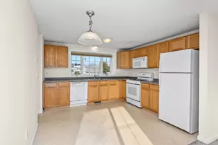 2697 Cranberry Hwy, Wareham, MA 02571 - Photo 5