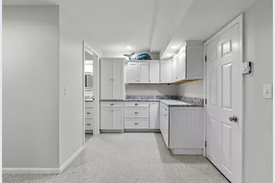 37 Carlson Lane #UNIT 12, Falmouth, MA 02540 - Photo 35