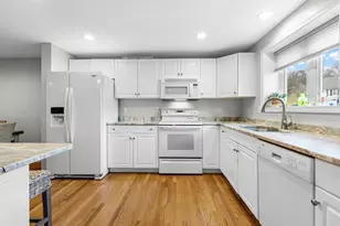 37 Carlson Ln, Falmouth, MA 02540 - Photo 17