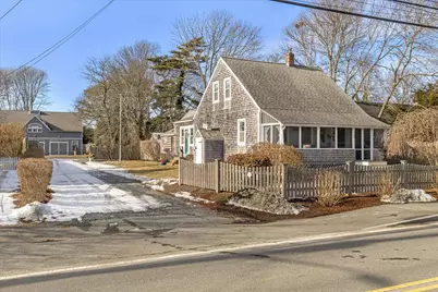 125 Sea Street, Barnstable, MA 02601 - Photo 3