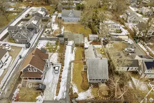 125 Sea St, Barnstable, MA 02601 - Photo 81