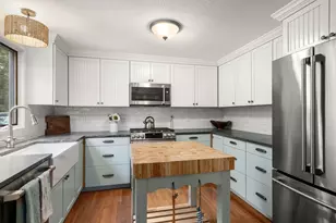 28 Chilmark Dr, Falmouth, MA 02536 - Photo 5