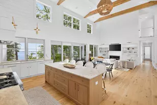 8 Bridge St, Falmouth, MA 02536 - Photo 7