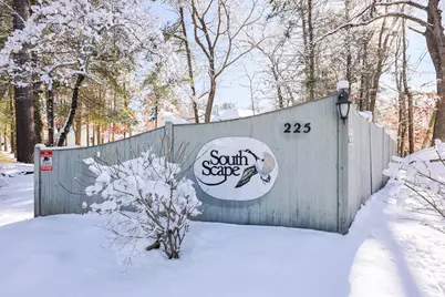 225 Lincoln Street #APT D8, South Duxbury, MA 02332 - Photo 35