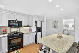 1 Par 3 Ct, Mashpee, MA 02649 - Photo 9