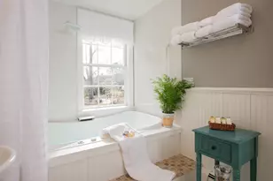 308 Old Main St, Yarmouth, MA 02664 - Photo 9