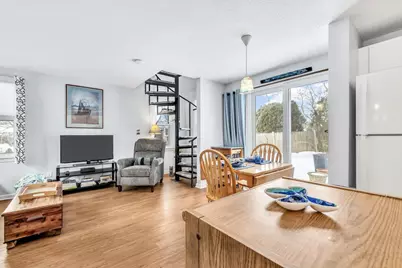 111 School Street #APT 5, Dennis, MA 02670 - Photo 5