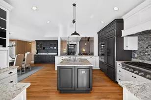 357 Lakeside Dr, Barnstable, MA 02632 - Photo 7