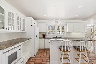 32 Niagara Ln, Yarmouth, MA 02673 - Photo 5