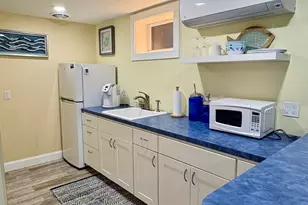 432 Sea St, Barnstable, MA 02601 - Photo 7