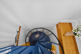 45 Commercial St, Provincetown, MA 02657 - Photo 23