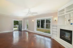 746 Carriage Shop Rd, Falmouth, MA 02536 - Photo 5