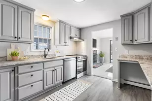 20 Colony Ave, Bourne, MA 02532 - Photo 3