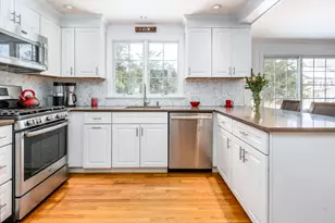 121 Eileen St, Yarmouth, MA 02675 - Photo 5