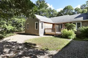 5 Thistle Cir, Yarmouth, MA 02675 - Photo 3