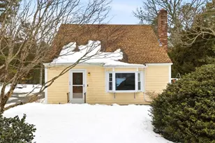 52 Birch St, Plymouth, MA 02360 - Photo 1