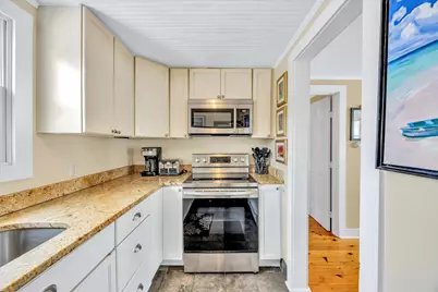 15 Cottage Street #2, Provincetown, MA 02657 - Photo 19