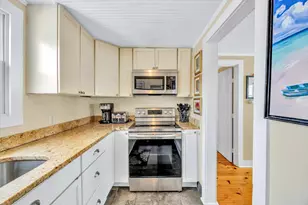 15 Cottage St, Provincetown, MA 02657 - Photo 19