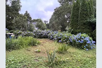 9 Bittersweet Road, Falmouth, MA 02536 - Photo 17