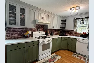 9 Bittersweet Road, Falmouth, MA 02536 - Photo 3