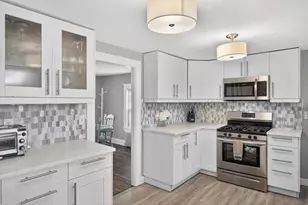 10 Trenton St, Yarmouth, MA 02673 - Photo 7