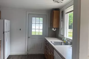 15 Chester St, Falmouth, MA 02556 - Photo 3